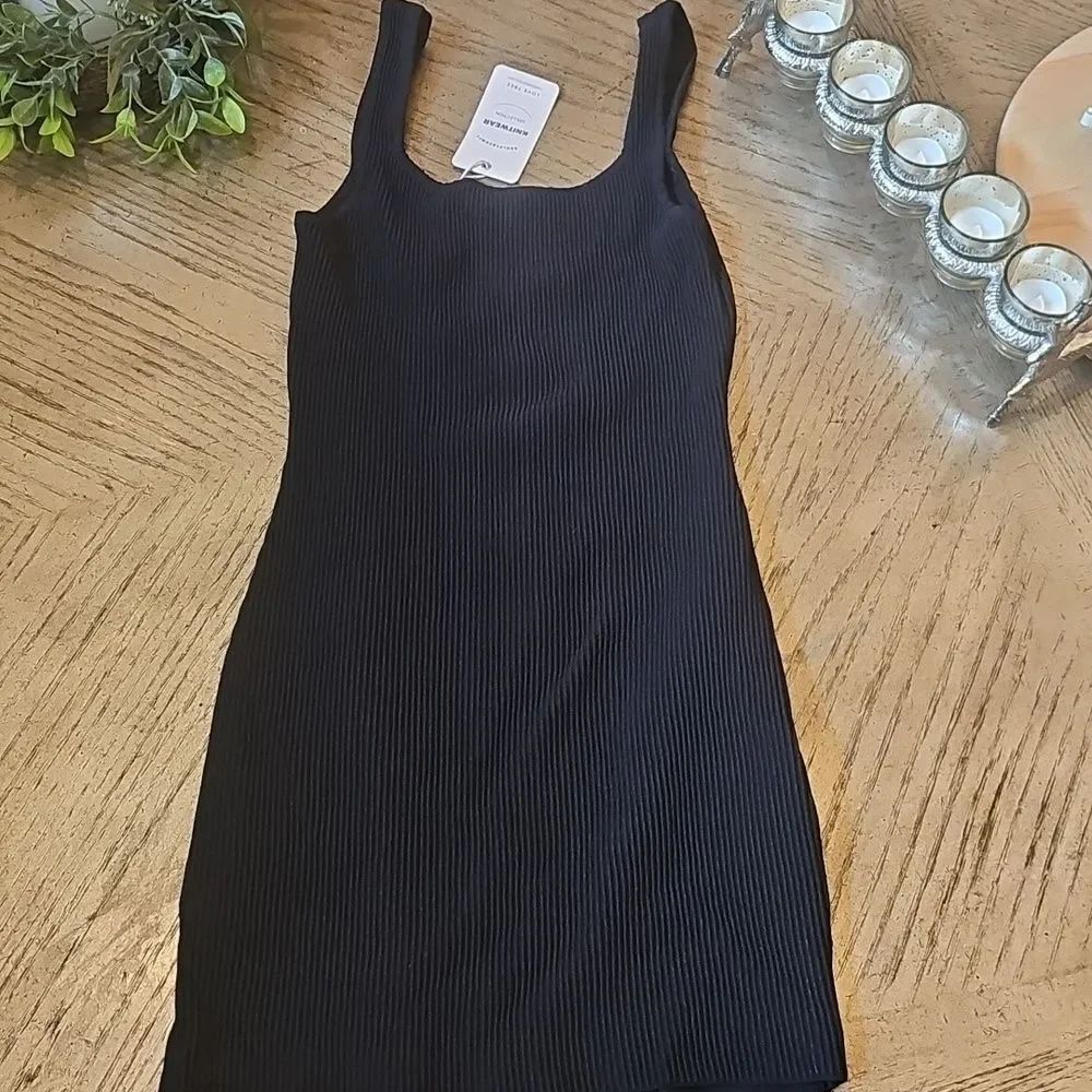 Black Ribbed Dress Size M NWT LOVE TREE
